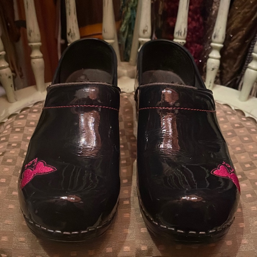 Koi Sanita Shoe